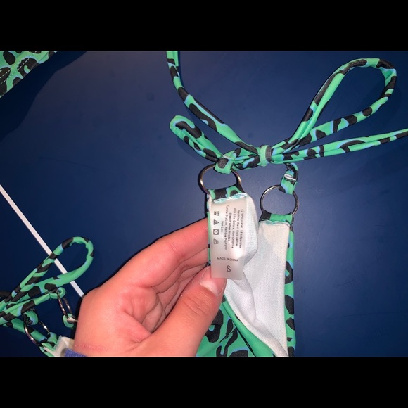 Bathing suit - Picture 5 of 5